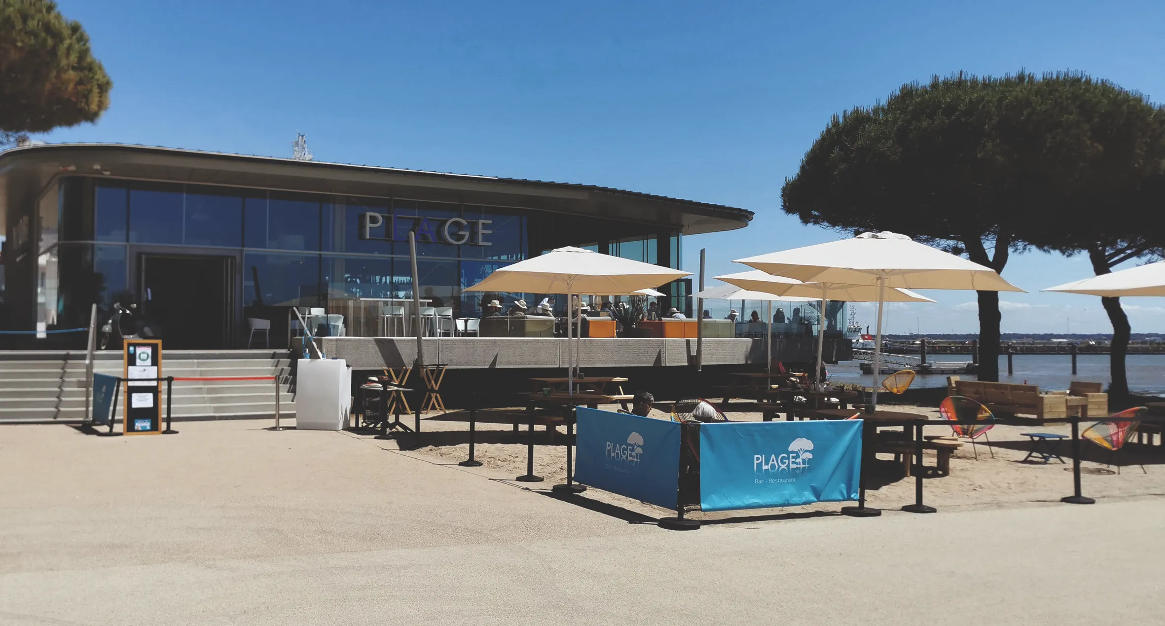 LA PLAGE SAINTNAZAIRE BARRIERE DE TERRASSE BY VISUEL ORIGINAL